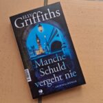 Manche Schuld vergeht nie Cover des Buches Manche Schuld vergeht nie