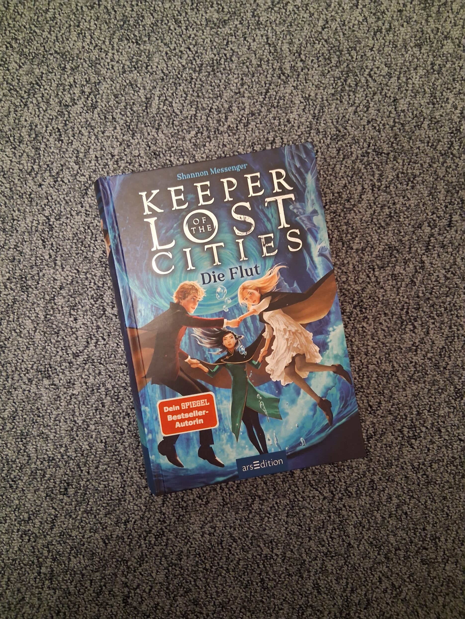 Cover des Buchs Keeper of the Lost Cities - Die Flut.