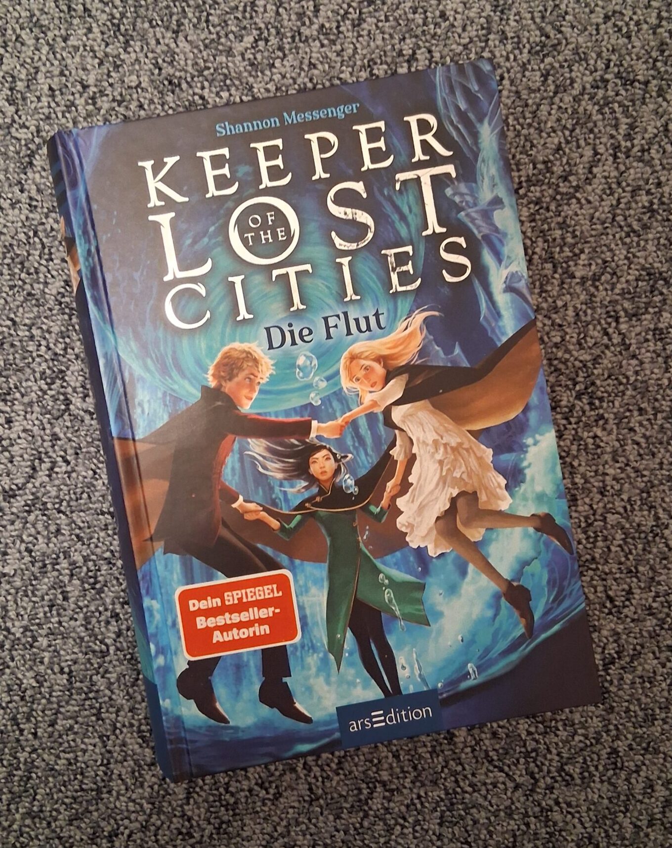 Buchcover: Die Flut – Keeper of the Lost Cities