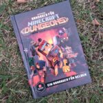 Cover des Buchs Minecraft Dungeons - Handbuch für Helden