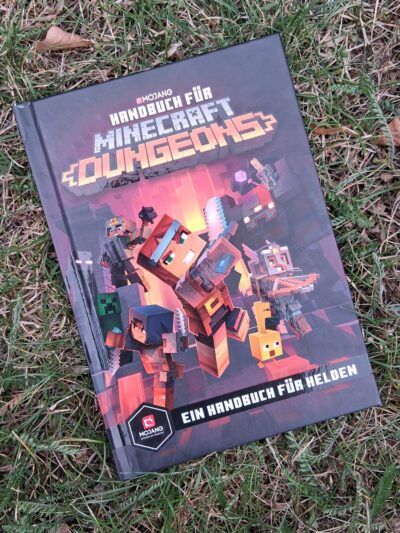 Buchcover: Minecraft Dungeons – Ein Handbuch für Helden